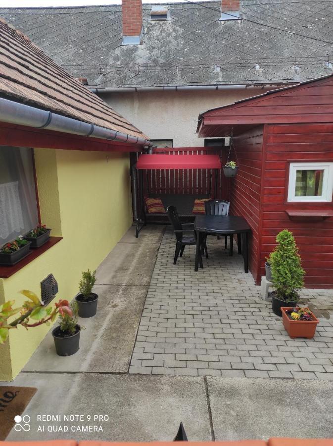 Kis Apartmanhaz Balatonfüred Екстериор снимка